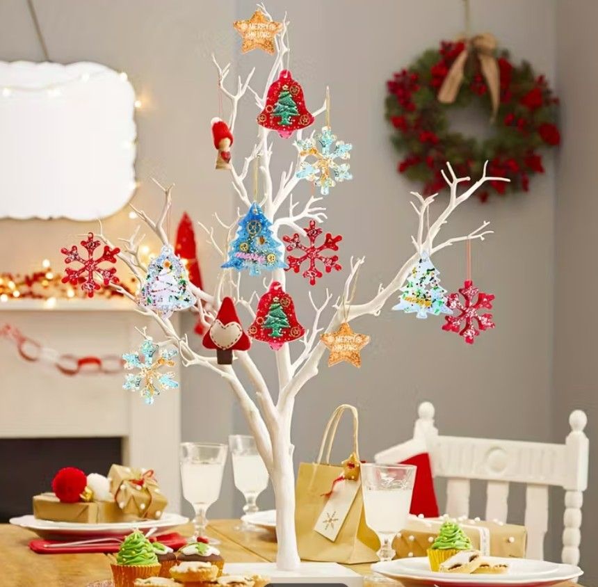 Imagen 2 de Adornos Navideños en Resina Epoxi – Set Personalizado Imagen 2 de Adornos Navideños en Resina Epoxi – Set Personalizado