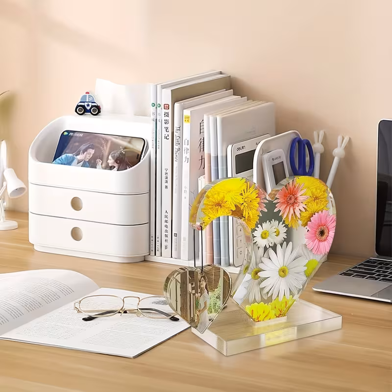 Imagen 2 de Marco Corazón Navideño en Resina Epoxi – Personalizado