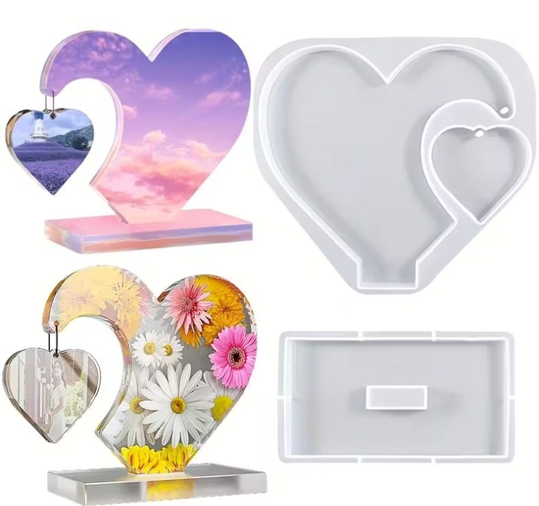 Marco Corazón Navideño en Resina Epoxi – Personalizado Imagen de Marco Corazón Navideño en Resina Epoxi – Personalizado